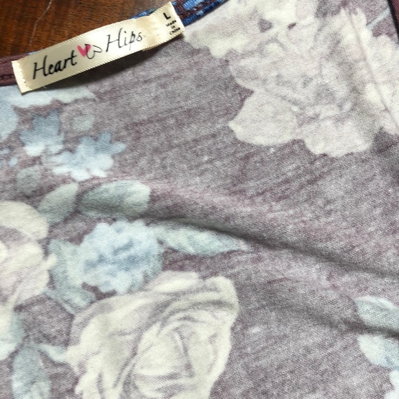 Floral crop top - Picture 2 of 3